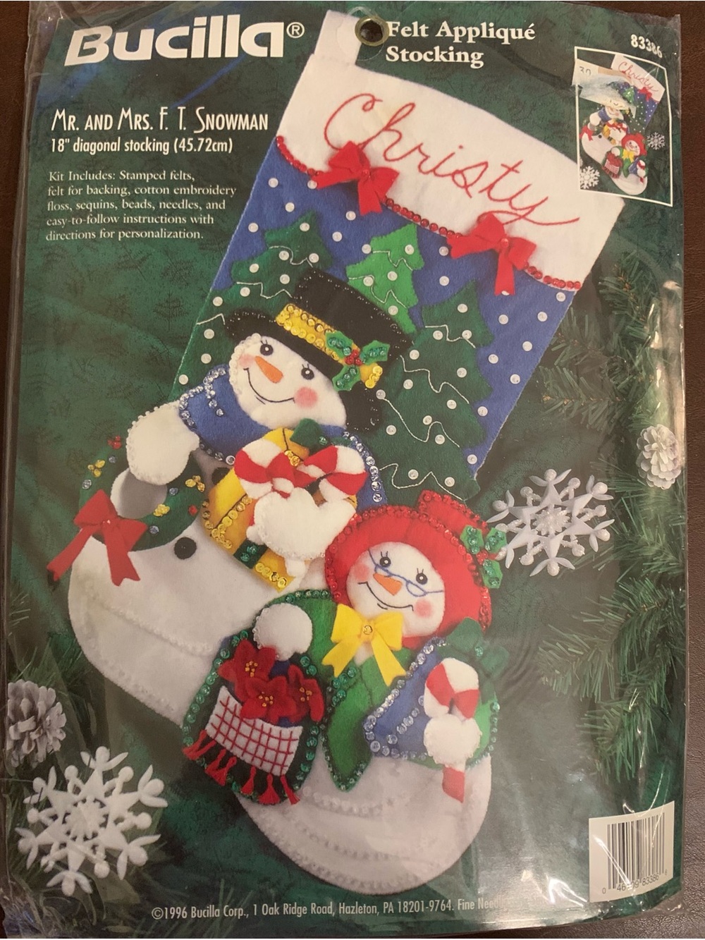 Vintage 1996 18” Bucilla Mr & Mrs F.T. Snowman Felt Appliqué Kit #83386